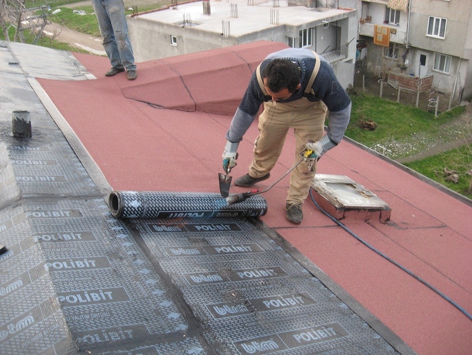Selçuk profesyonel Çatı onarımı – Membran cati örneği